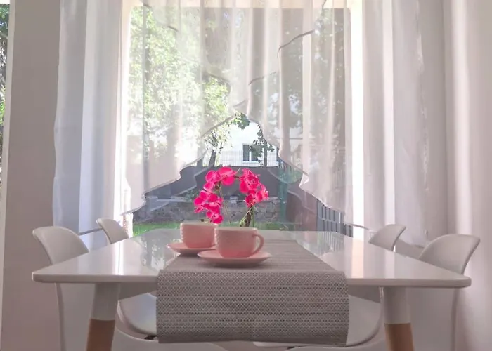 Przystanek Wzgorze Apartment *